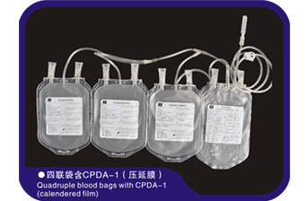 Saco quádruplo do sangue do filme liso